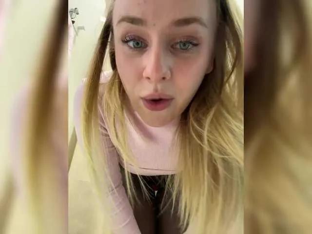 Discover 18 years old elegantbabe from BongaCams elegantbabe from BongaCams