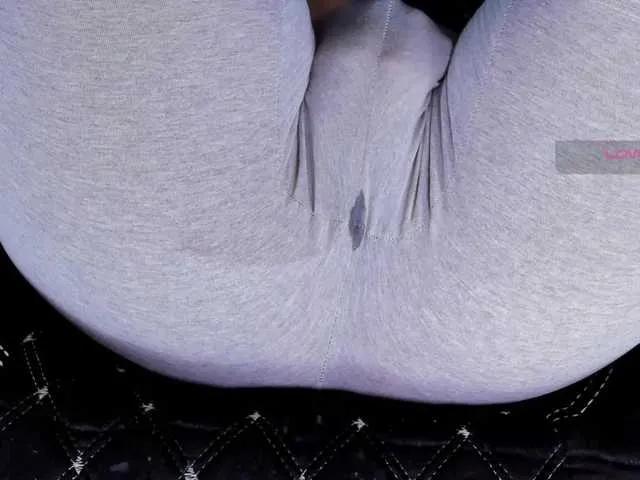 Discover naked slut Kira-Kell Kira-Kell from BongaCams