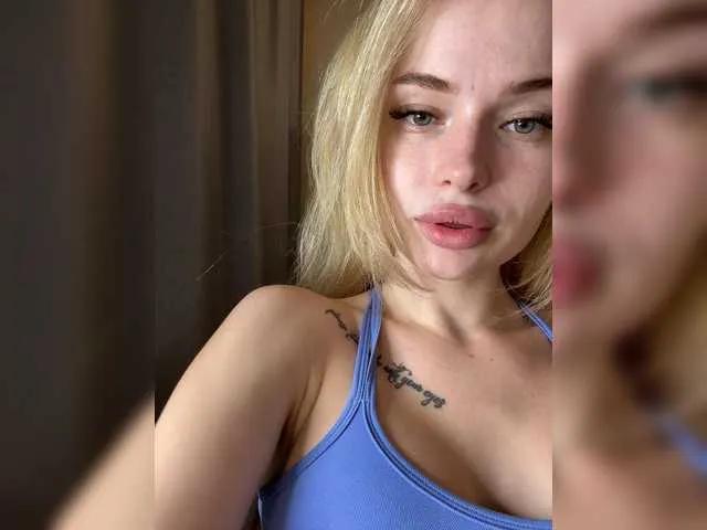 Masturbate to 30 years old VladaMais from BongaCams VladaMais from BongaCams