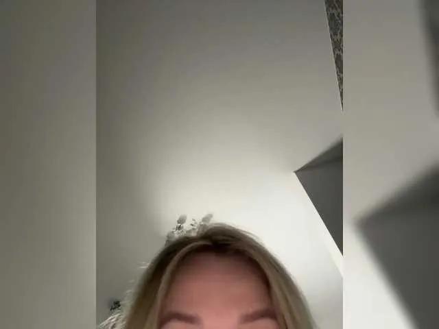 Try cute performer X-NaStyA-x x-NaStyA-x from BongaCams