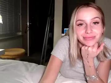 Cute itsmealexisrae from Chaturbate itsmealexisrae from Chaturbate