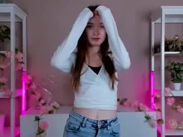 Masturbate to sweet model Reaganprigg reaganprigg from Chaturbate