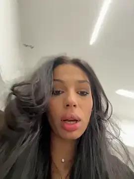 Sexy Bella_Vixen_ wants you to fuck her body now Bella_Vixen_ from StripChat