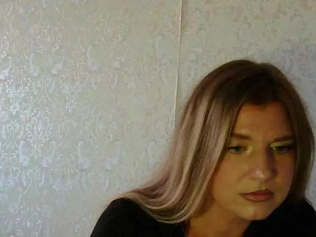 Masturbate to KotiMrrr, she wants to masturbate for you KotiMrrr from BongaCams