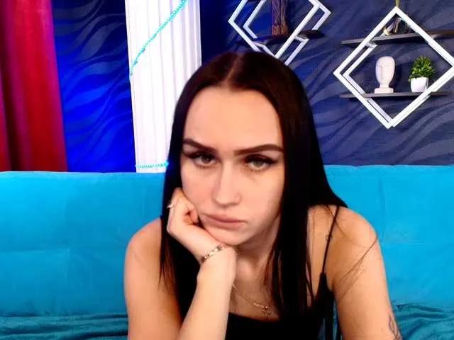 Sexy LisaJohnson wants you to fuck her body now LisaJohnson from BongaCams