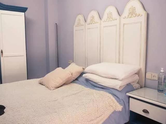 Masturbate to BongaCams's New1dee new1dee from BongaCams