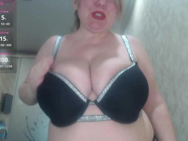 Watch sweet escort Spinners Spinners from BongaCams