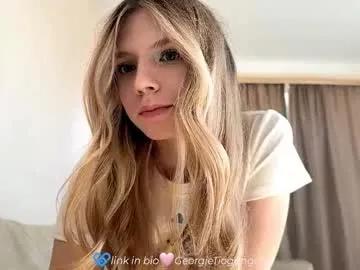 Masturbate to 18 years old chloe_show from Chaturbate chloe_show from Chaturbate