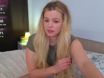 Cute Dianaholiday wants you to fuck her body now dianaholiday from Chaturbate