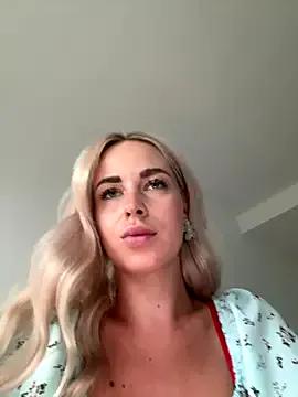 Masturbate to Streetdoll, she wants to masturbate for you streetdoll from StripChat